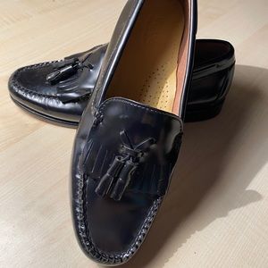 Leather tassel loafers